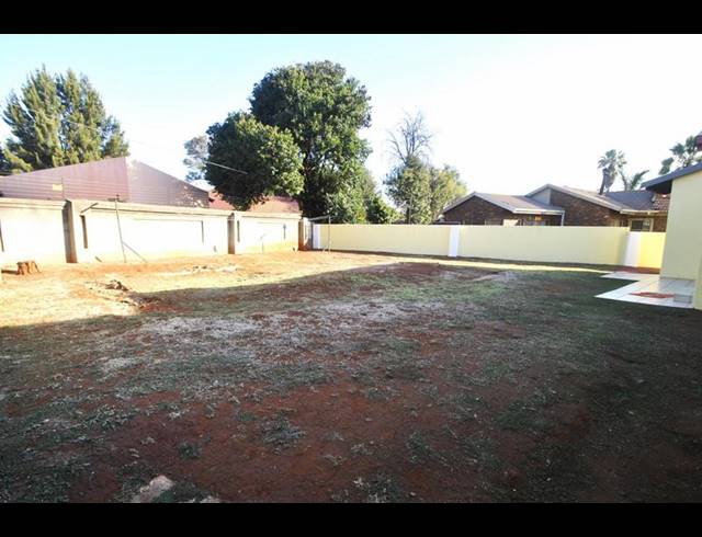 3 BEDROOM HOUSE FOR SALE IN DAWN PARK